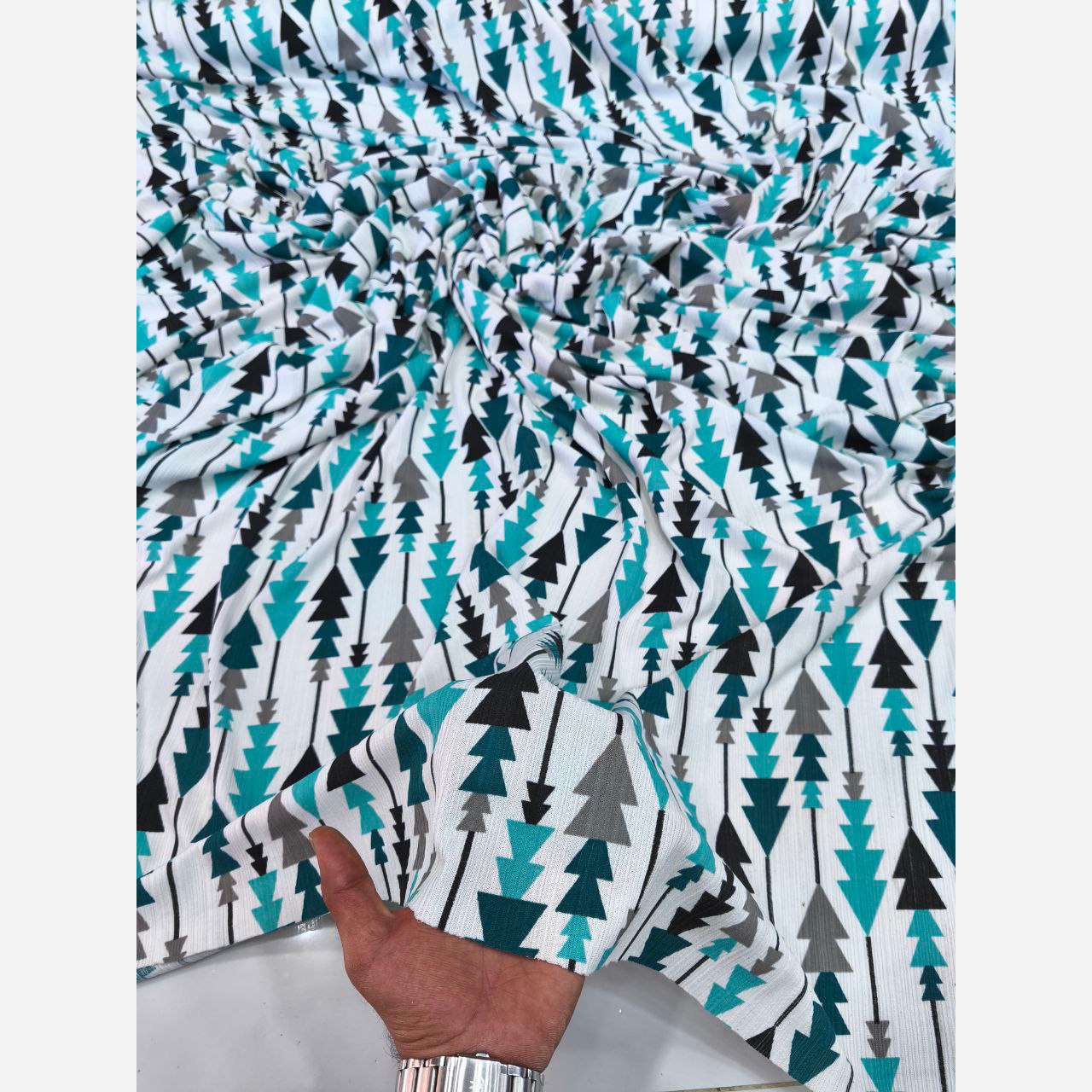 پارچه ریون کریشه طرح کاج 4