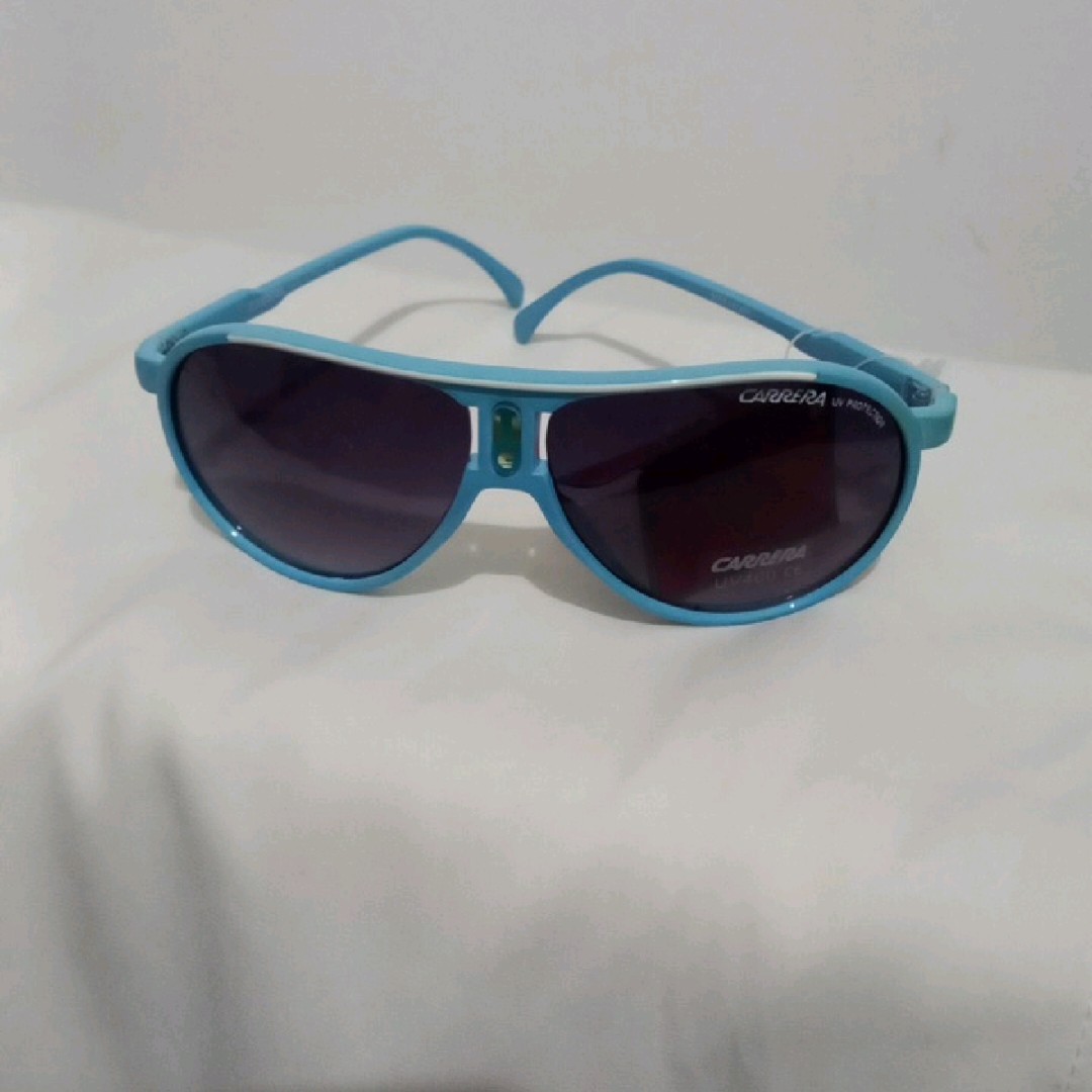 عینک آفتابی زنانه و مردانه کَررا آبی uv400 حراج به علت تغییر شغل