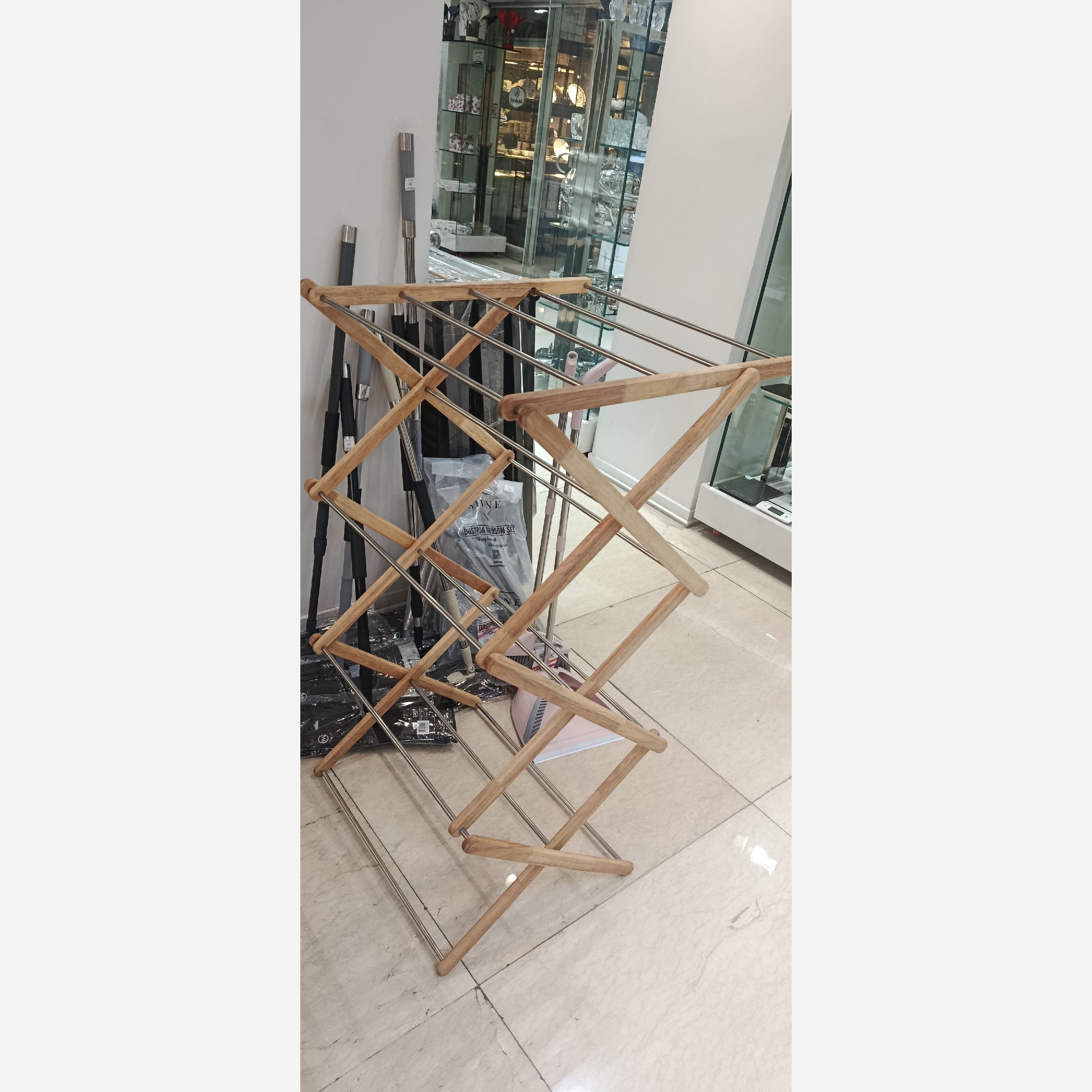 بندرخت آکاردئونی چوب استیل مقاوم (پس کرایه)
