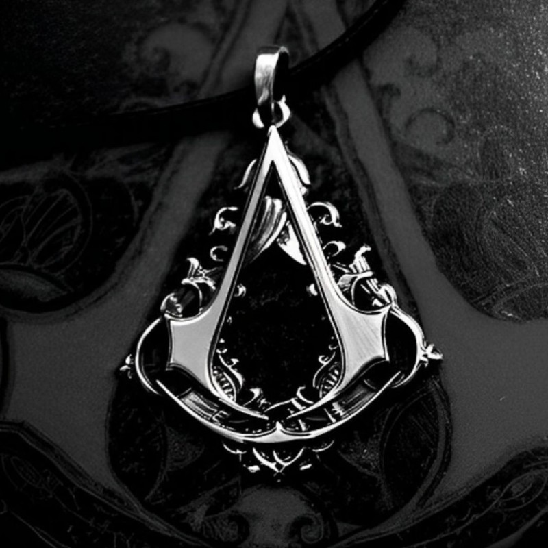 گردنبند اساسین کرید با زنجیر