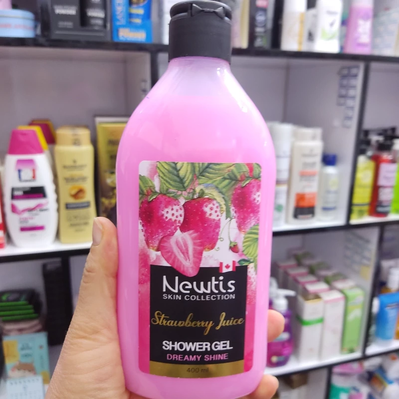 شامپو بدن توت فرنگی نیوتیس Strawberry Juice حجم 400 میل