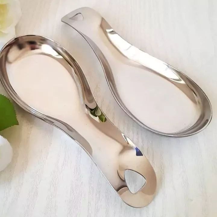 زیر قاشقی کنار گاز