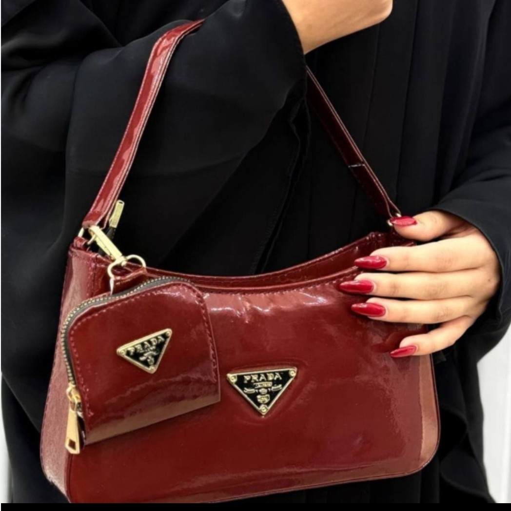کیف Prada (پس کرایه)