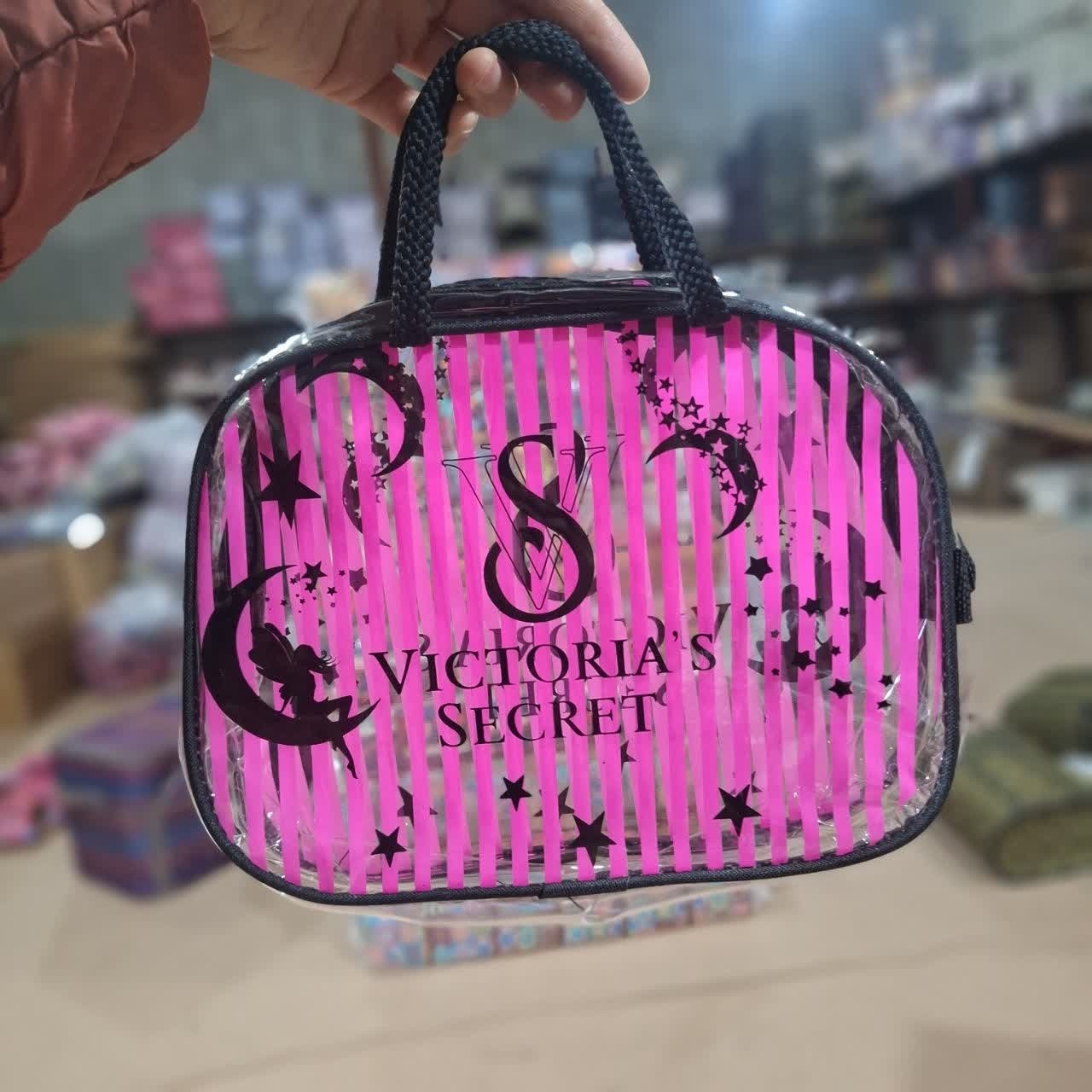 واش بگ لوازم ارایشی بهداشتی مسافرتی استخری