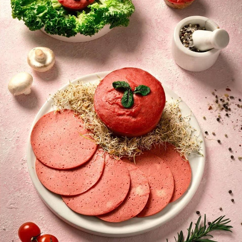 کالباس مارتادلا با روغن آفتابگردان گردان (پس کرایه)