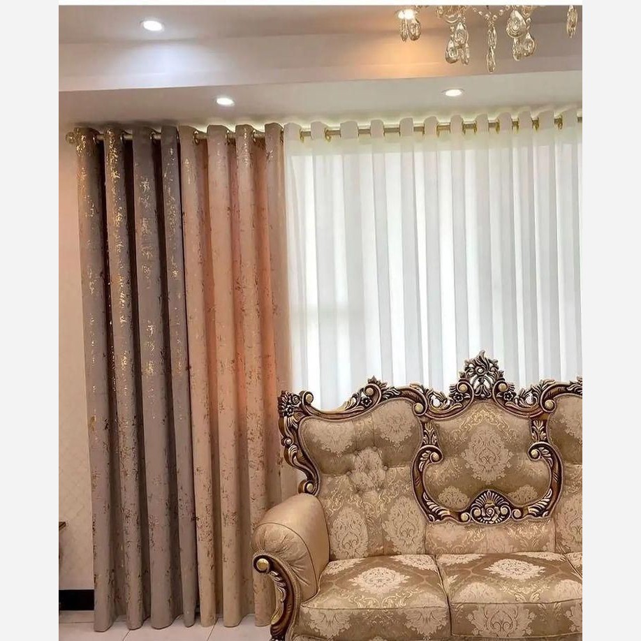 پرده مخمل طلاکوب (قواره دوخته شده 150 در ارتفاع دلخواه تا 280)