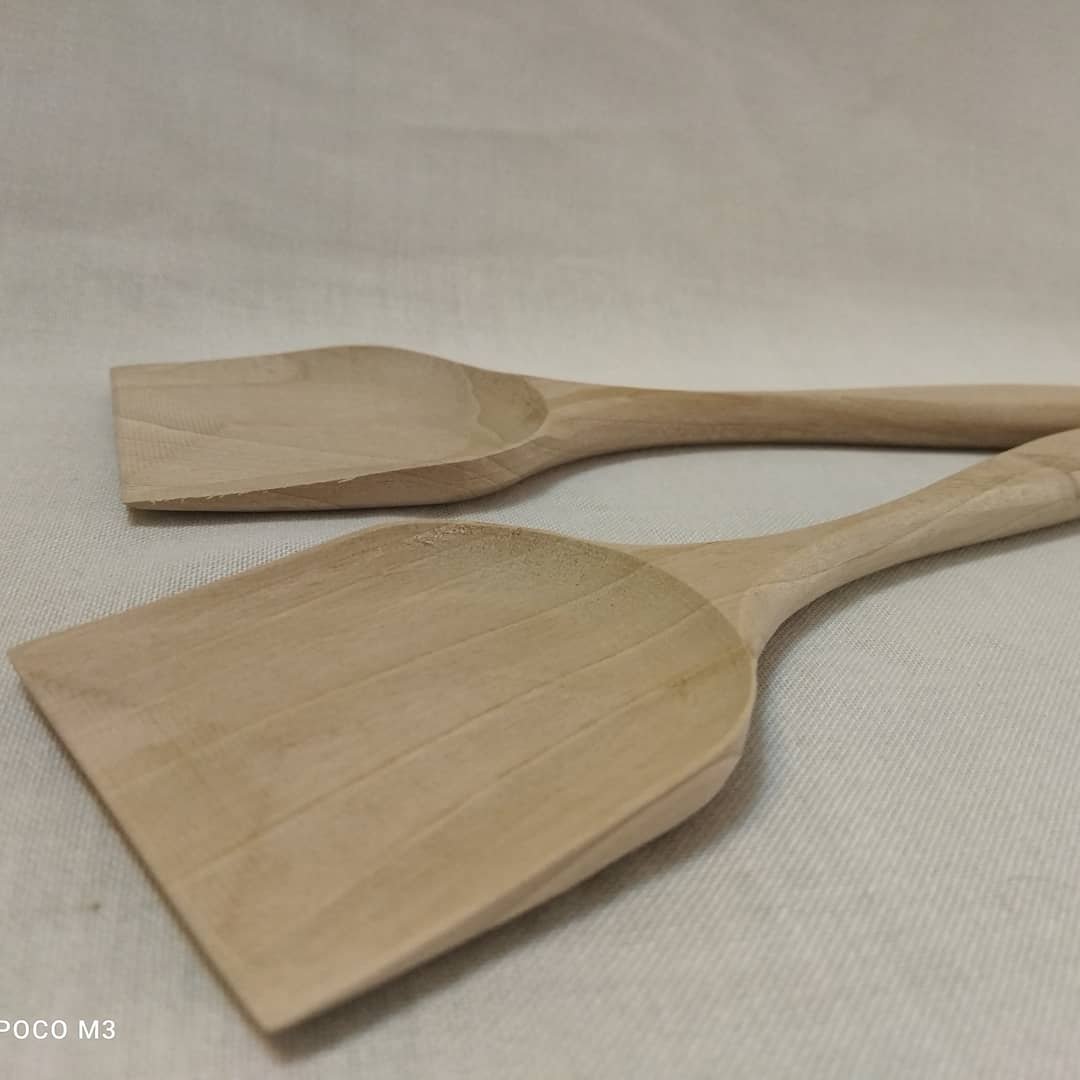 کفگیر چوبی لبه دار 30 سانتی 