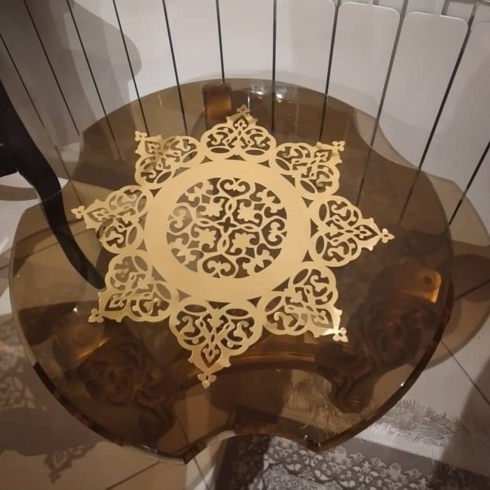 رومیزی چرم آیینه ای طلایی و نقره ای و اکلیلی
