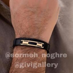 دستبند چرم طبیعی گاوی طرح بافت دار مردانه بهمراه پلاک هندسی7