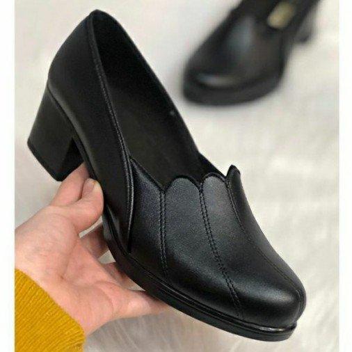 کفش طبی چرم  پاشنه دار  زنانه مدل  هلالی قالب استاندارد  سبک و  راحت  سایز 37 تا 40  محصول غرفه  پام مشهد در باسلام
