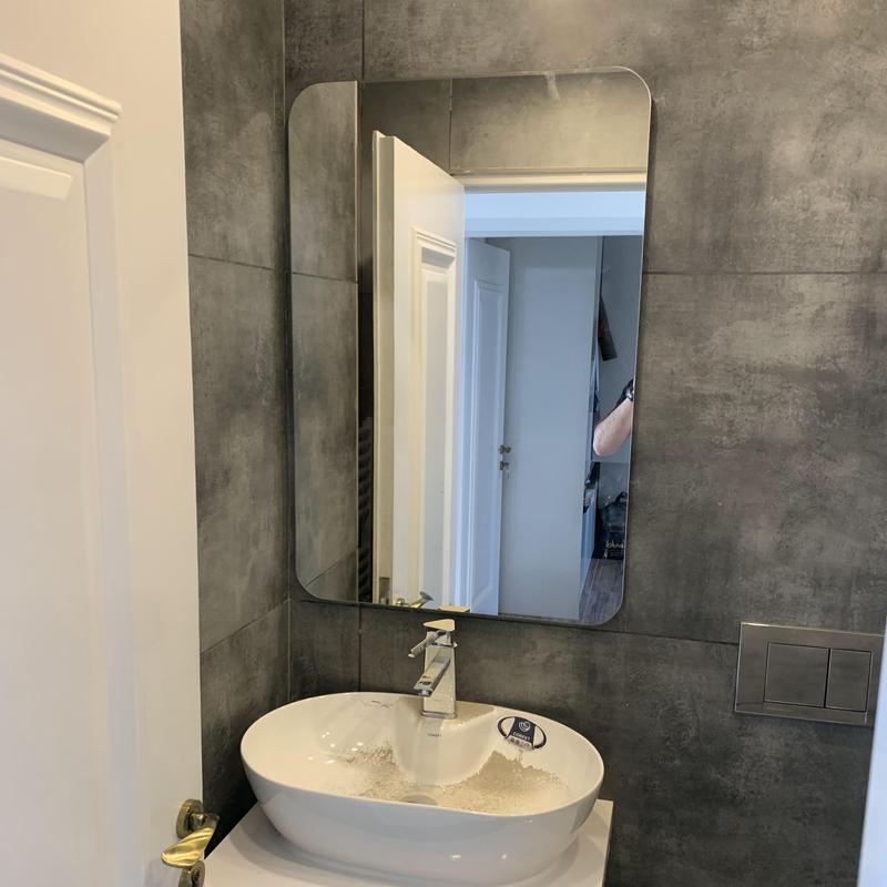 آینه سرویس بهداشتی گوشه گرد