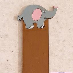 نشانگر کتاب کودک و نوجوان طرح فیل چوبی