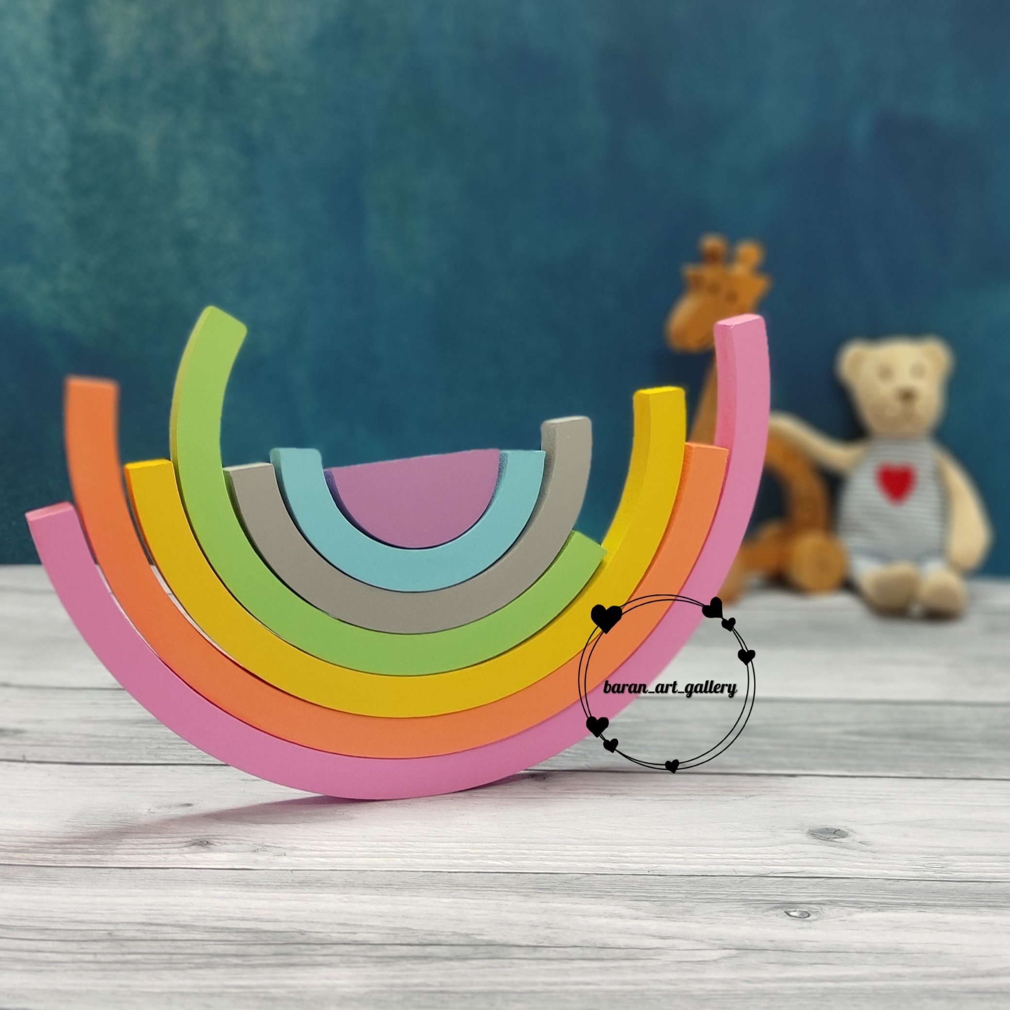 رنگین کمان چوبی (پس کرایه)