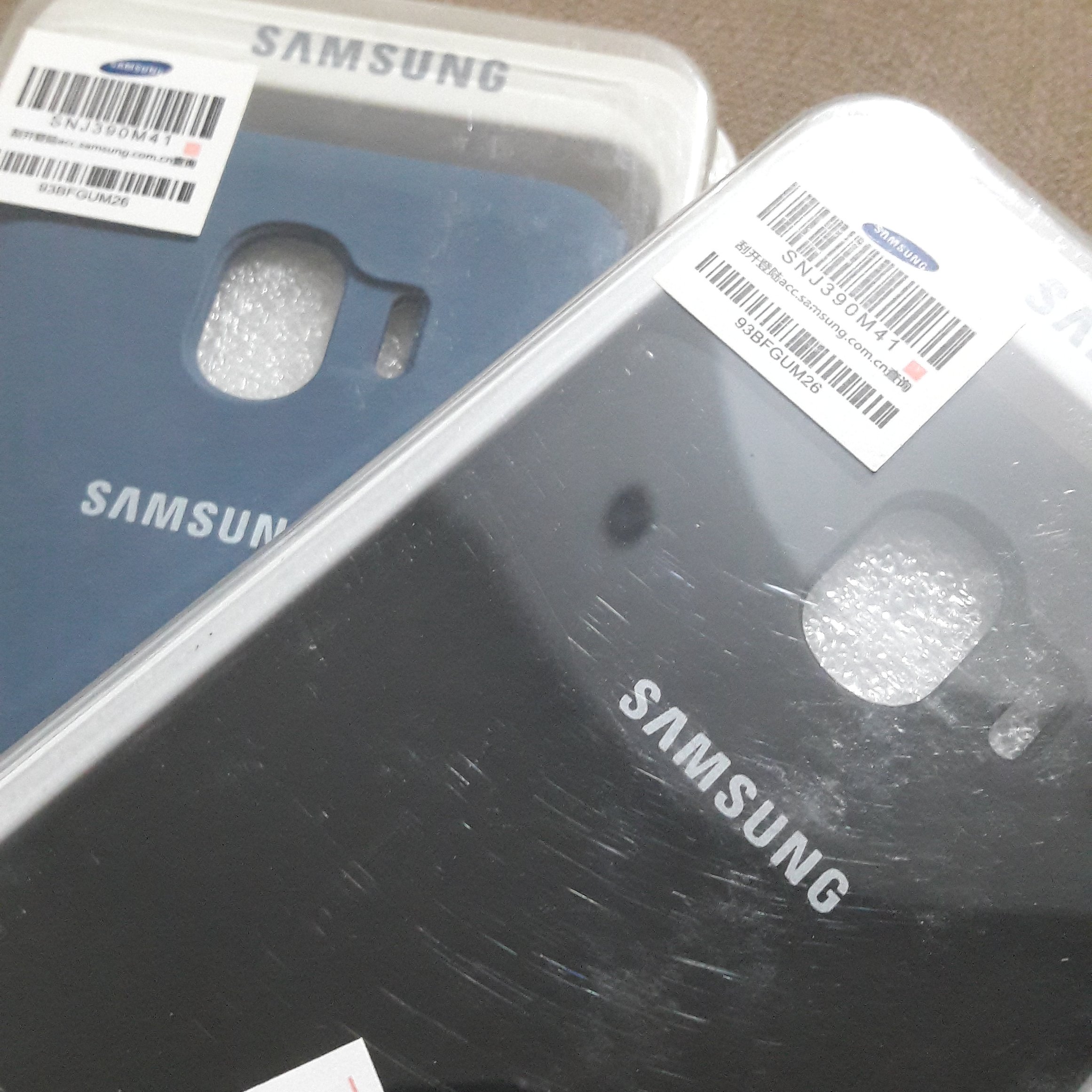 قاب سلیکونی اصلی ته بسته سامسونگ j4 2018