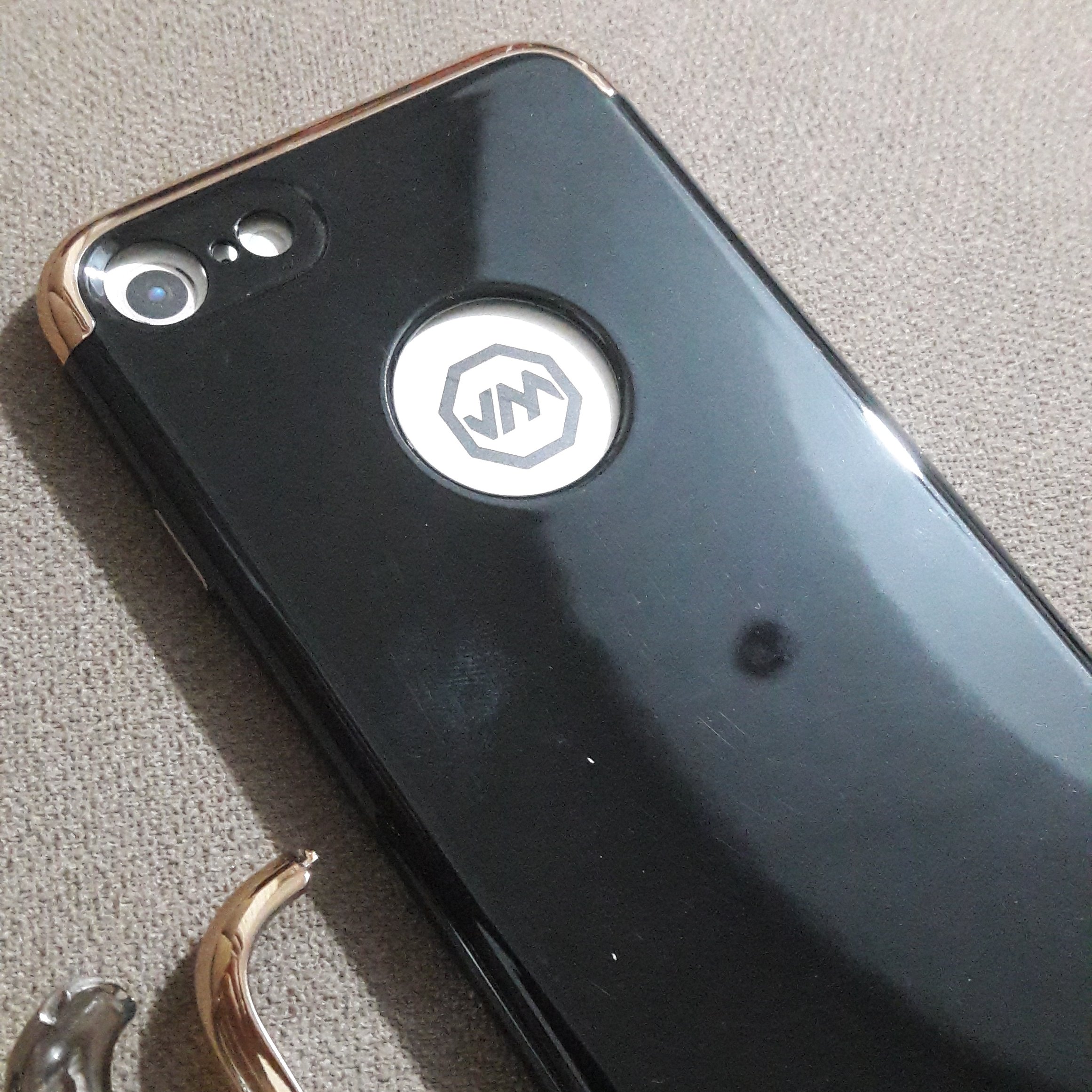 قاب خشک سه تیکه آیفون8