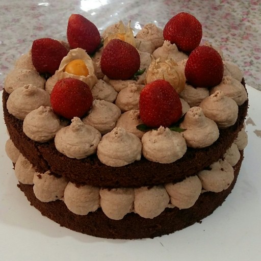 کیک شکلاتی کیت کت با کرم ژله ای