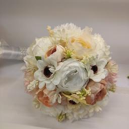 دسته گل عروس ترکیبی بهاری
