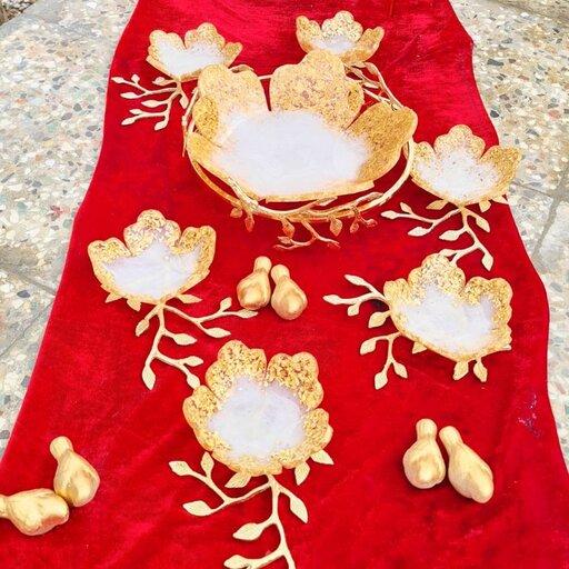 سفره هفتسین رزینی لاکچری سفید طلایی با پایه برگ هدیه خاص برای عروس خانوم ها