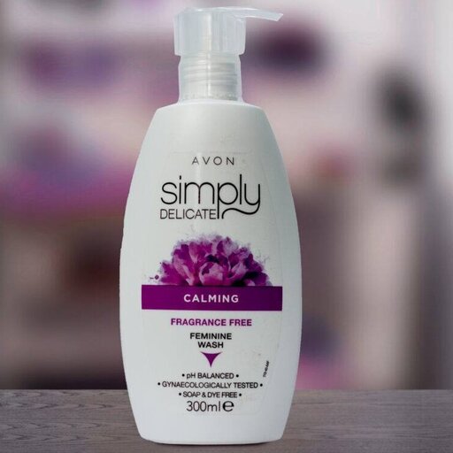 ژل بهداشتی بانوان آون مناسب پوست حساس مدل Simply Delicate حجم 300 میل