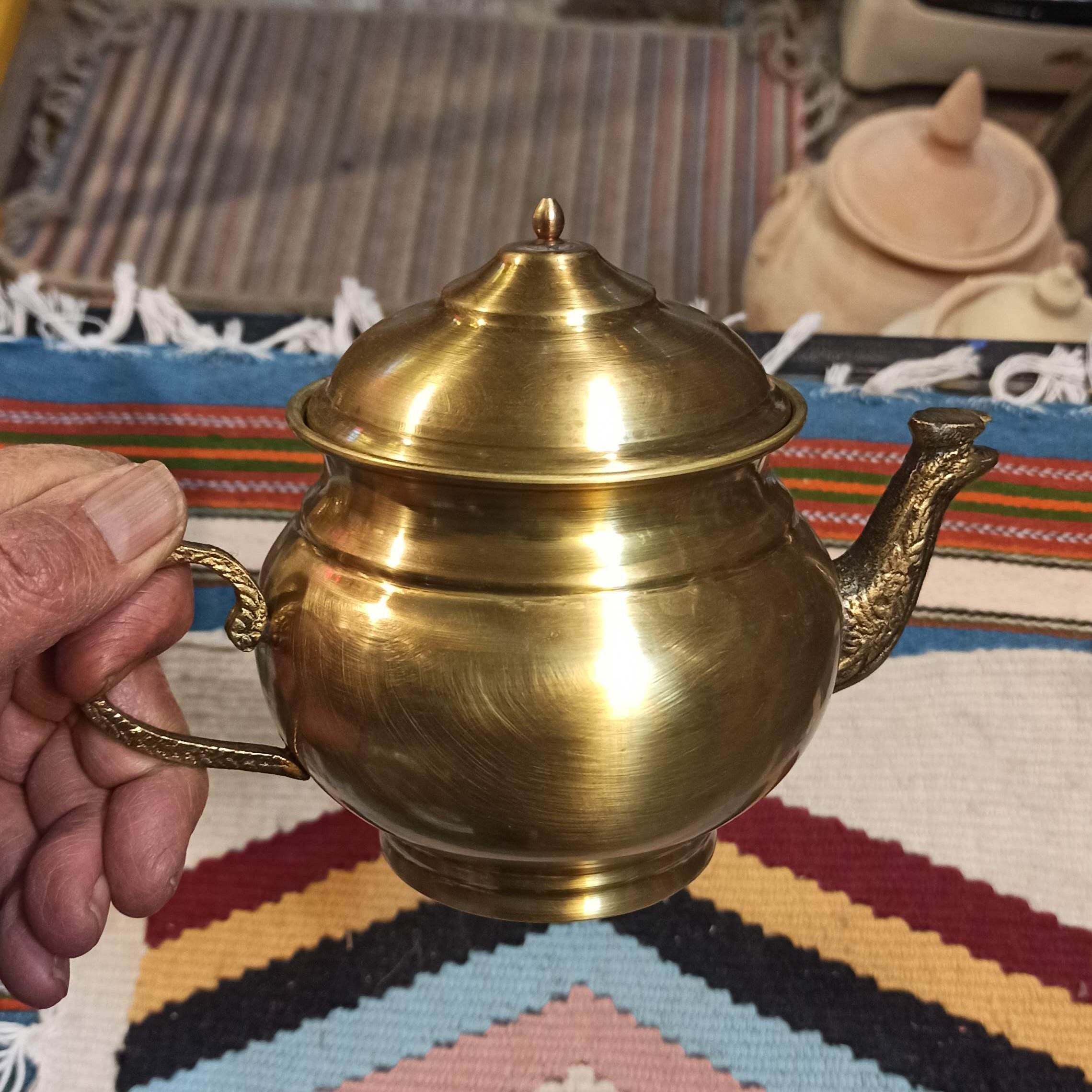 قوری برنجی آنتیک شده