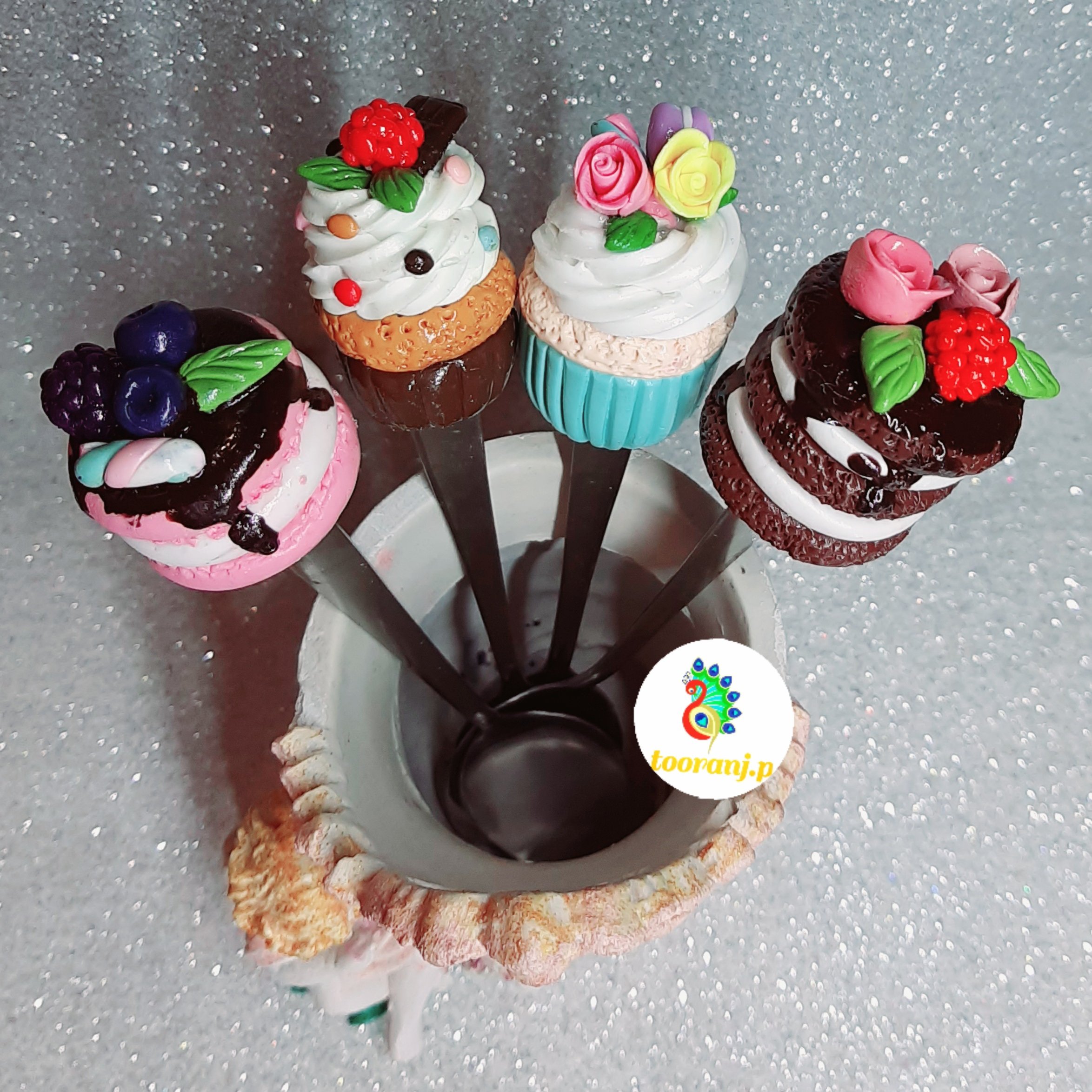 قاشق و سرقاشقی  کیکی 