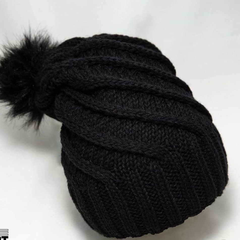 شال وکلاه مشکی