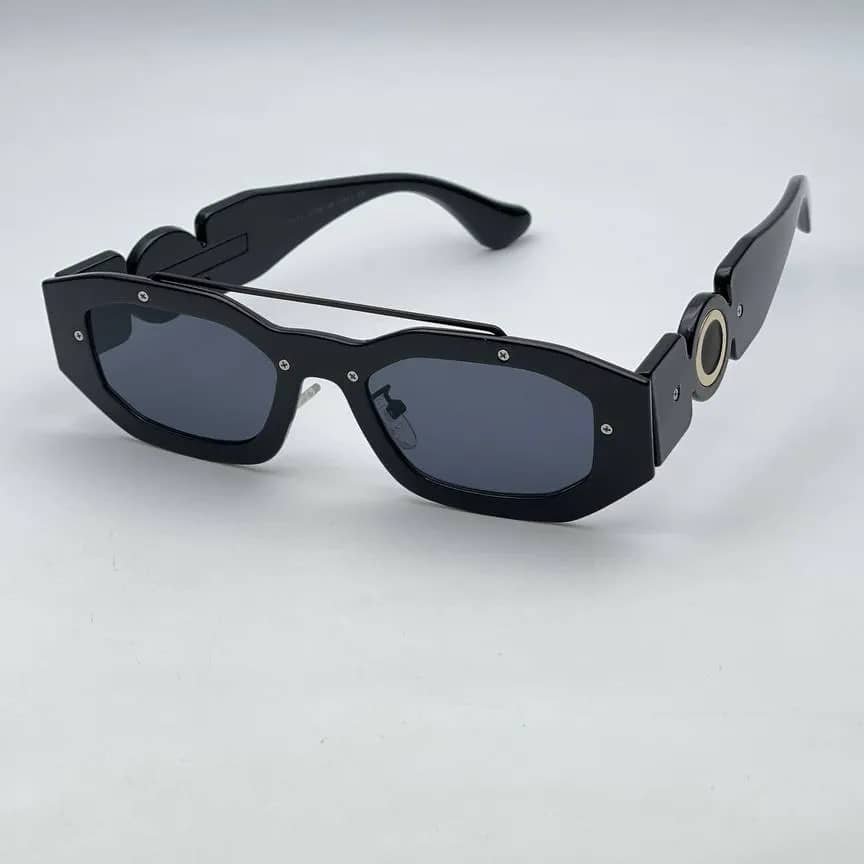 عینک آفتابی زنانه ومردانه مارک ورساچ پل دار (فریم قرمز -شیشه مشکی)