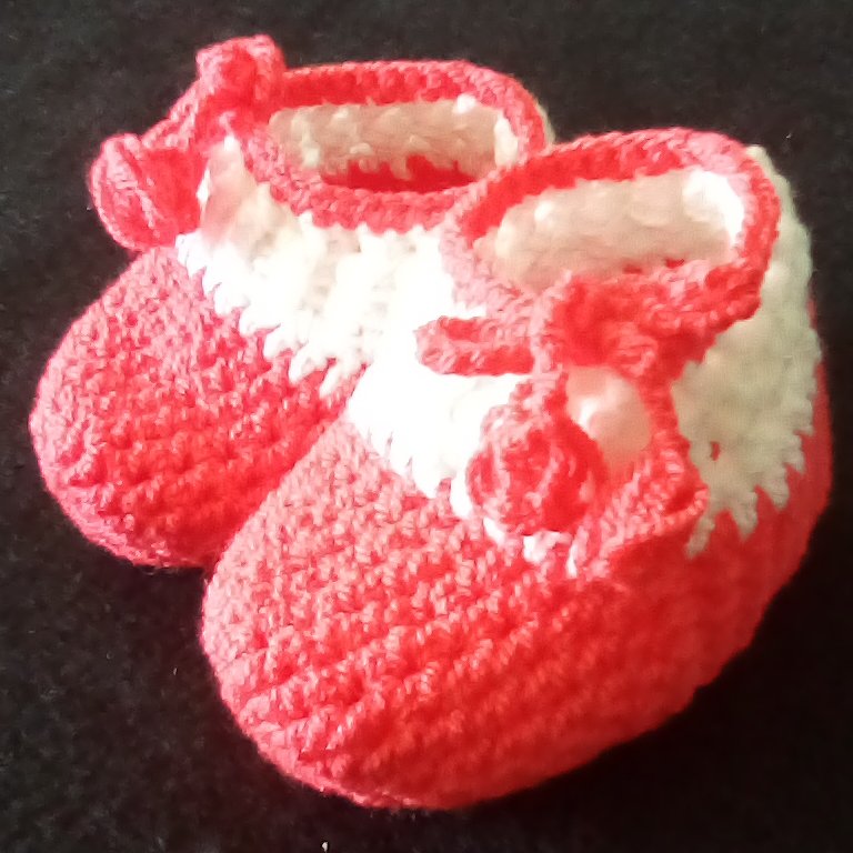 ست نوزادی دستبافت کد مرجان