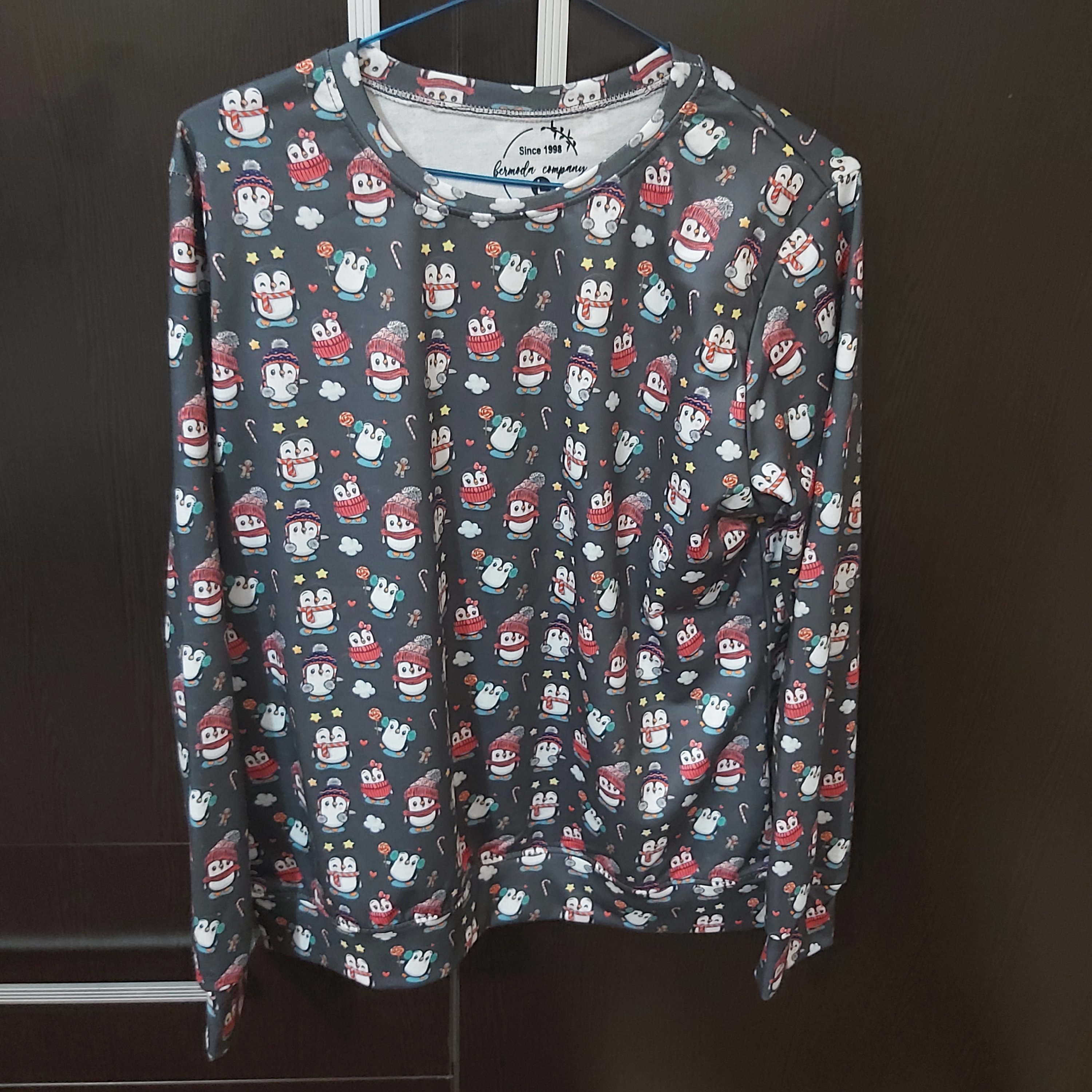 بلوز آیتین بلند زنانه  و دخترانه جنس و دوخت عالی 