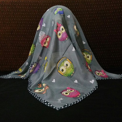 روسری نخی دخترانه قواره 110 سبک و خنک مناسب فصل دوردوخت طرح جغد مناسب برای بچه ها