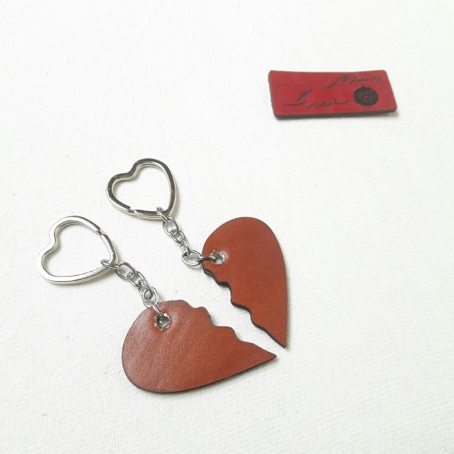 یک جفت جا کلیدی چرمی طرح قلب
دسته کلید (سرکلید) زوجی (طرح عشق)