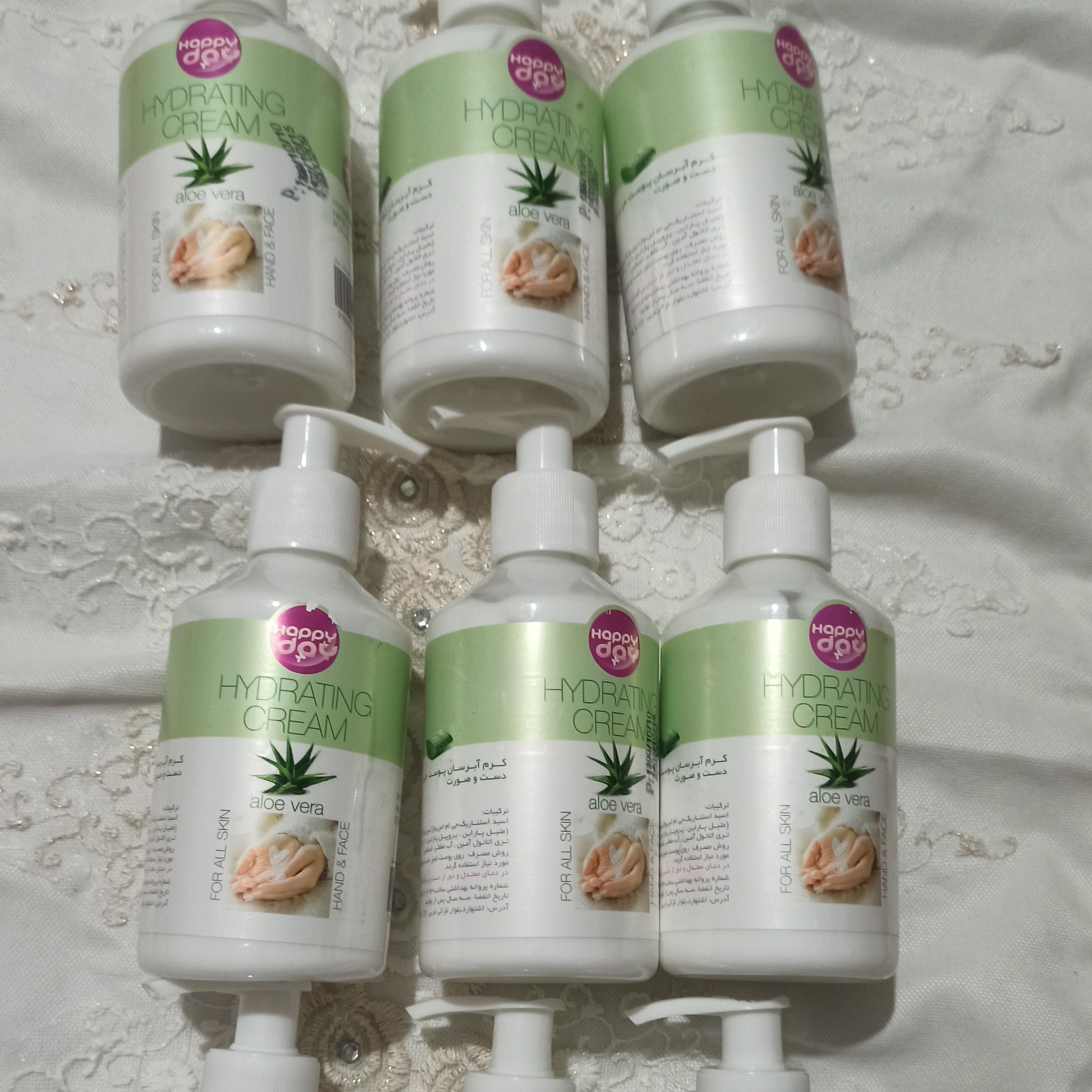 کرم آبرسان پوست صورت و دست  پک 3عددی مناسب انواع پوست 