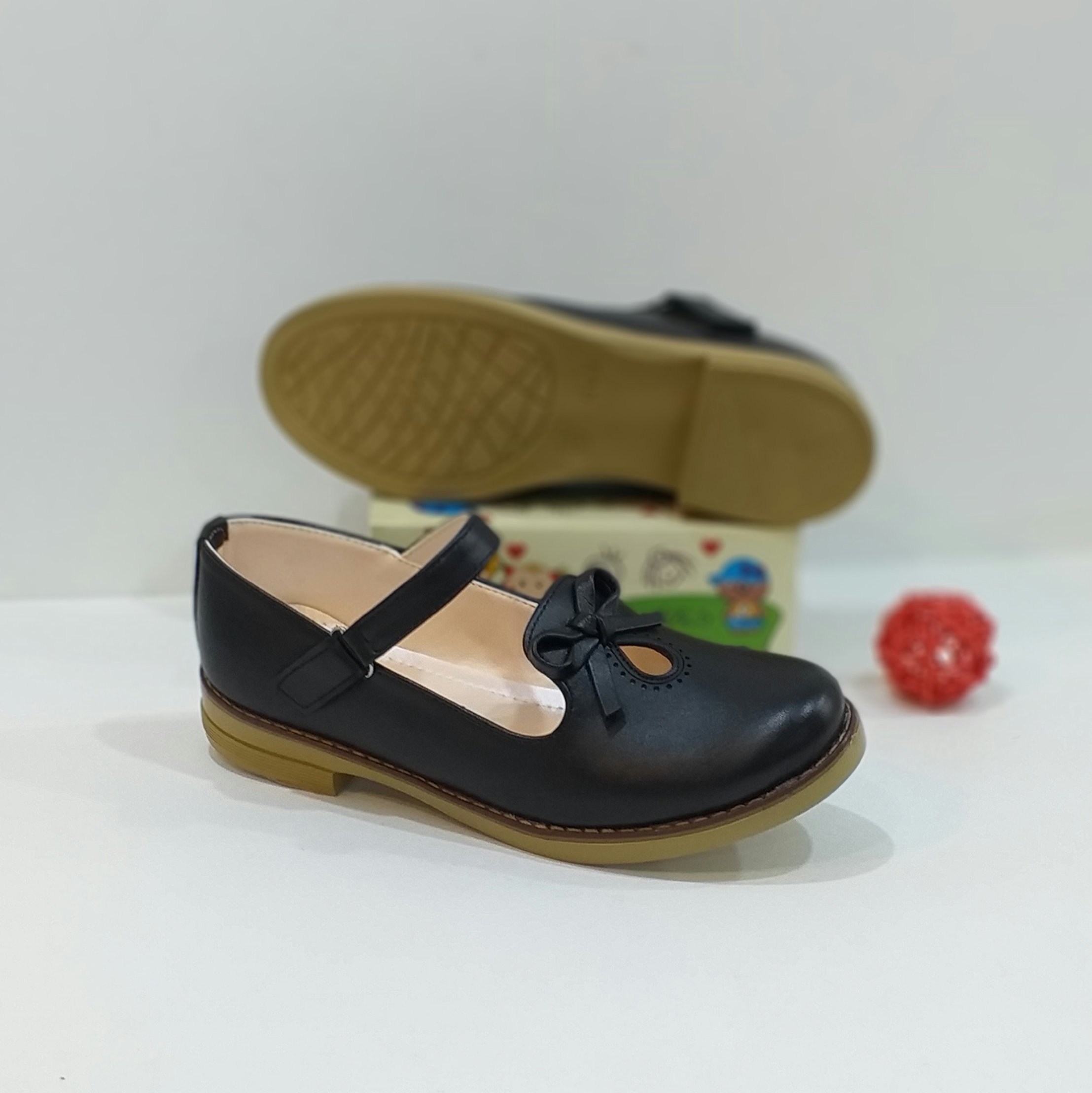 کفش دخترانه سایز بزرگ پا