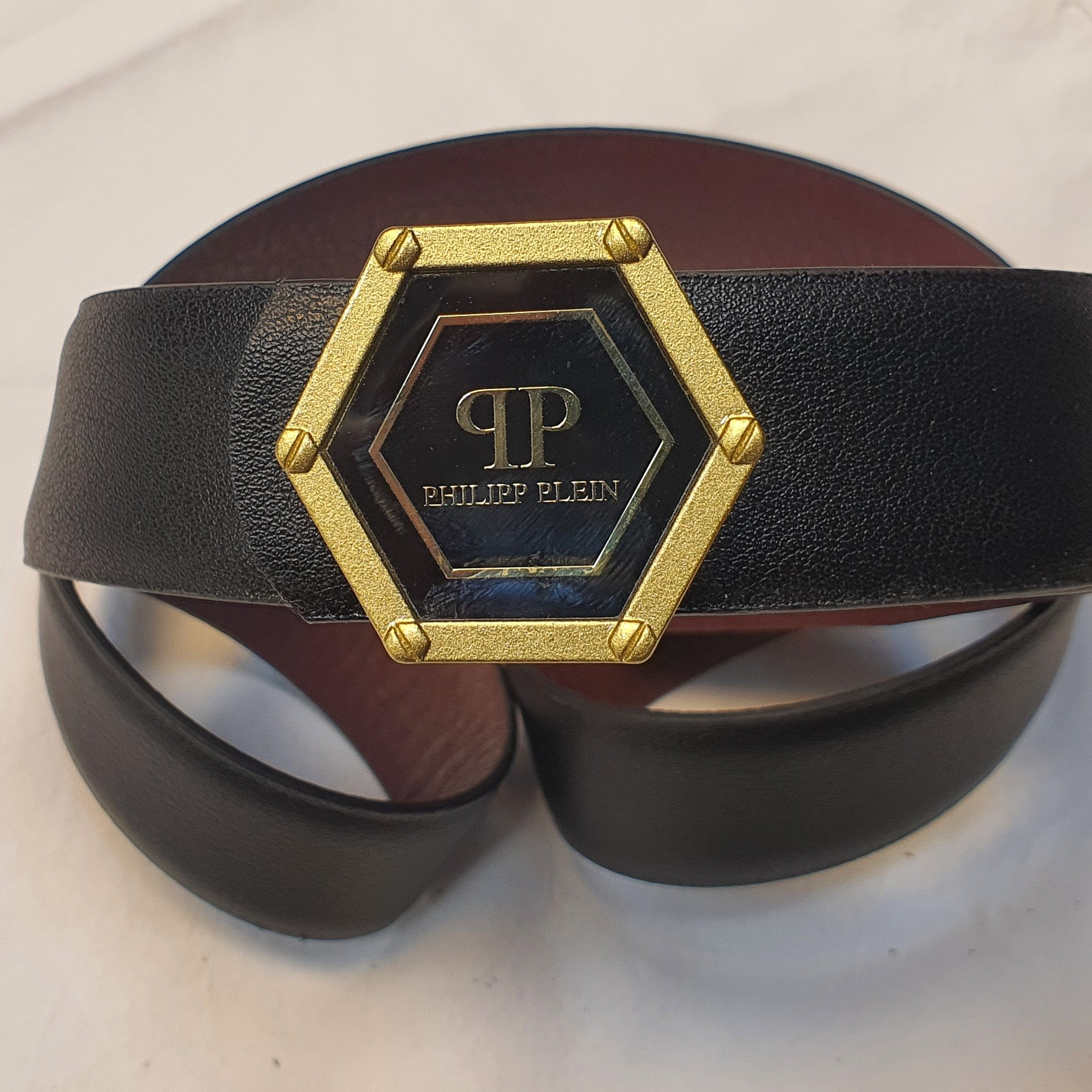 کمربند فوم مشکی داخل زرشکی  مارکPHILIPP PLEIN