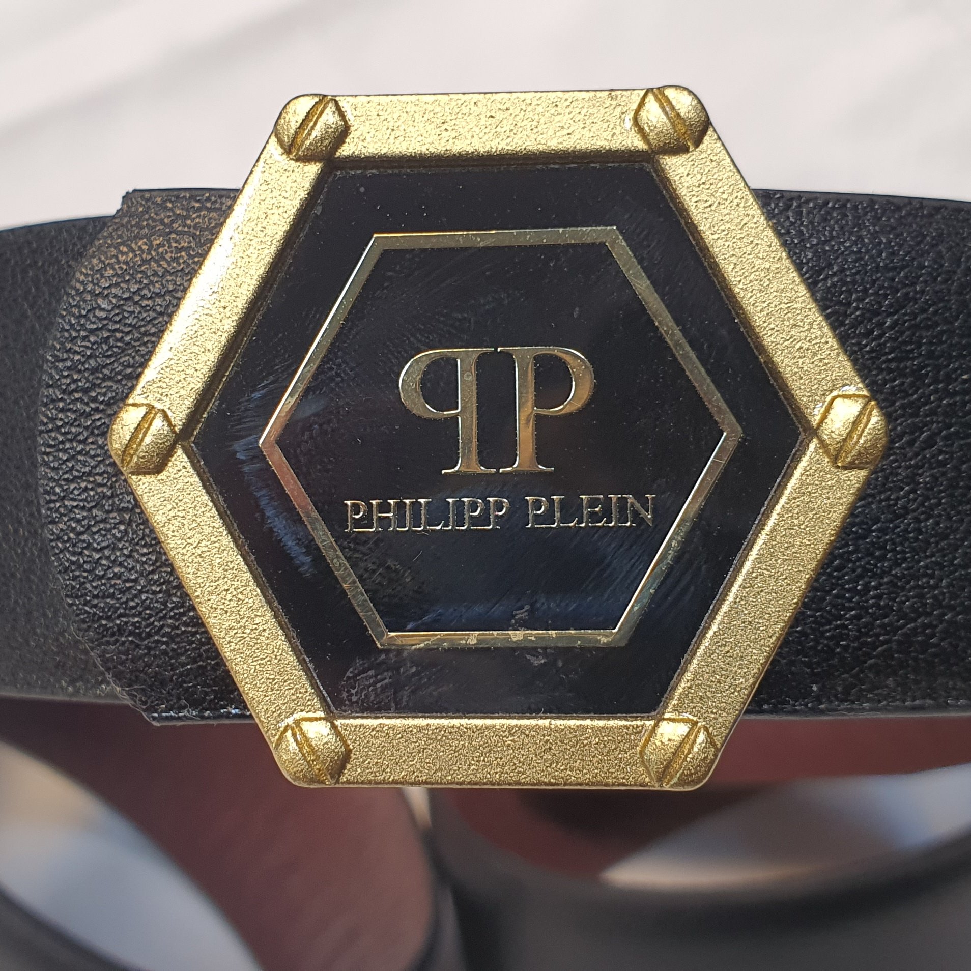 کمربند فوم مشکی داخل زرشکی  مارکPHILIPP PLEIN