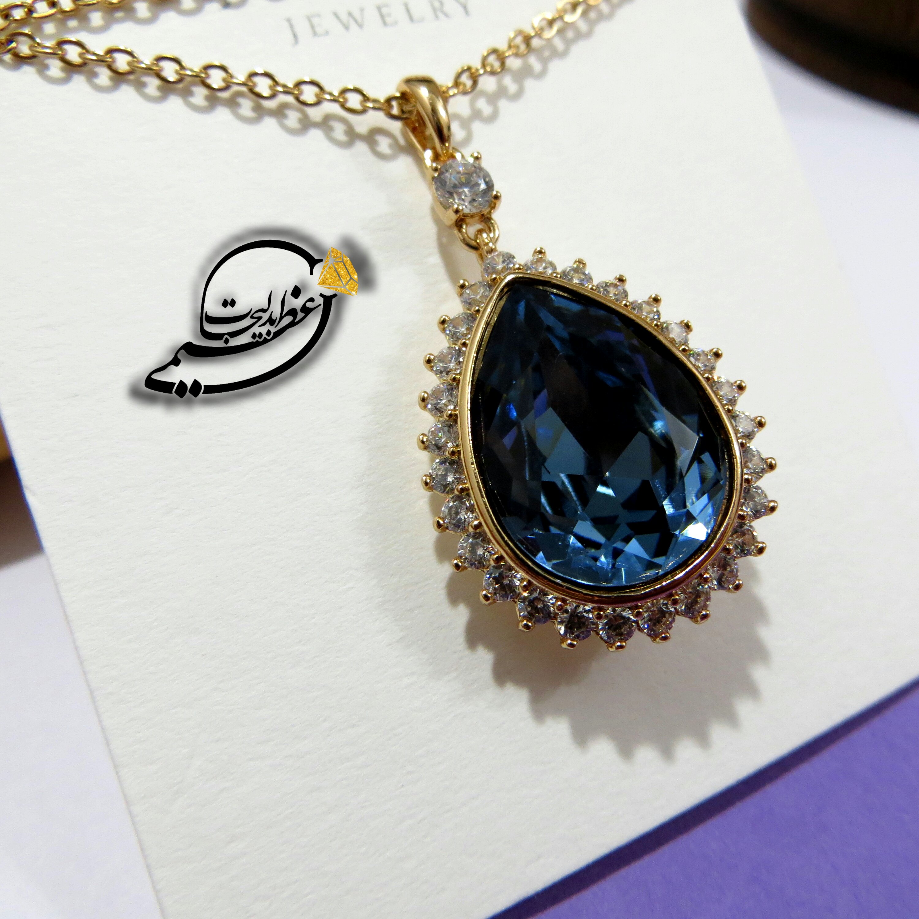 گردنبند برند Xuping مدل JingJing از جنس مس و روکش طلا بسیار زیبا با کریستال سوارسکی Swarovski تراش خورده اصلی کد 14