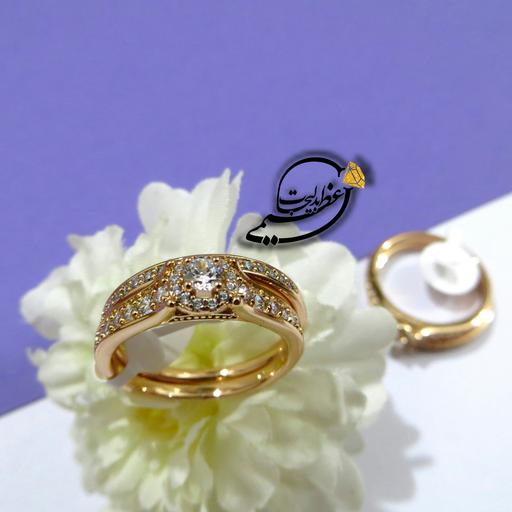 انگشتر  ظریف زنانه از جنس مس روکش طلا  از برند ژوپینگ Xuping رنگ ثابت طلایی طرح  حلقه و پشت حلقه  مشابه طلا سایز 10