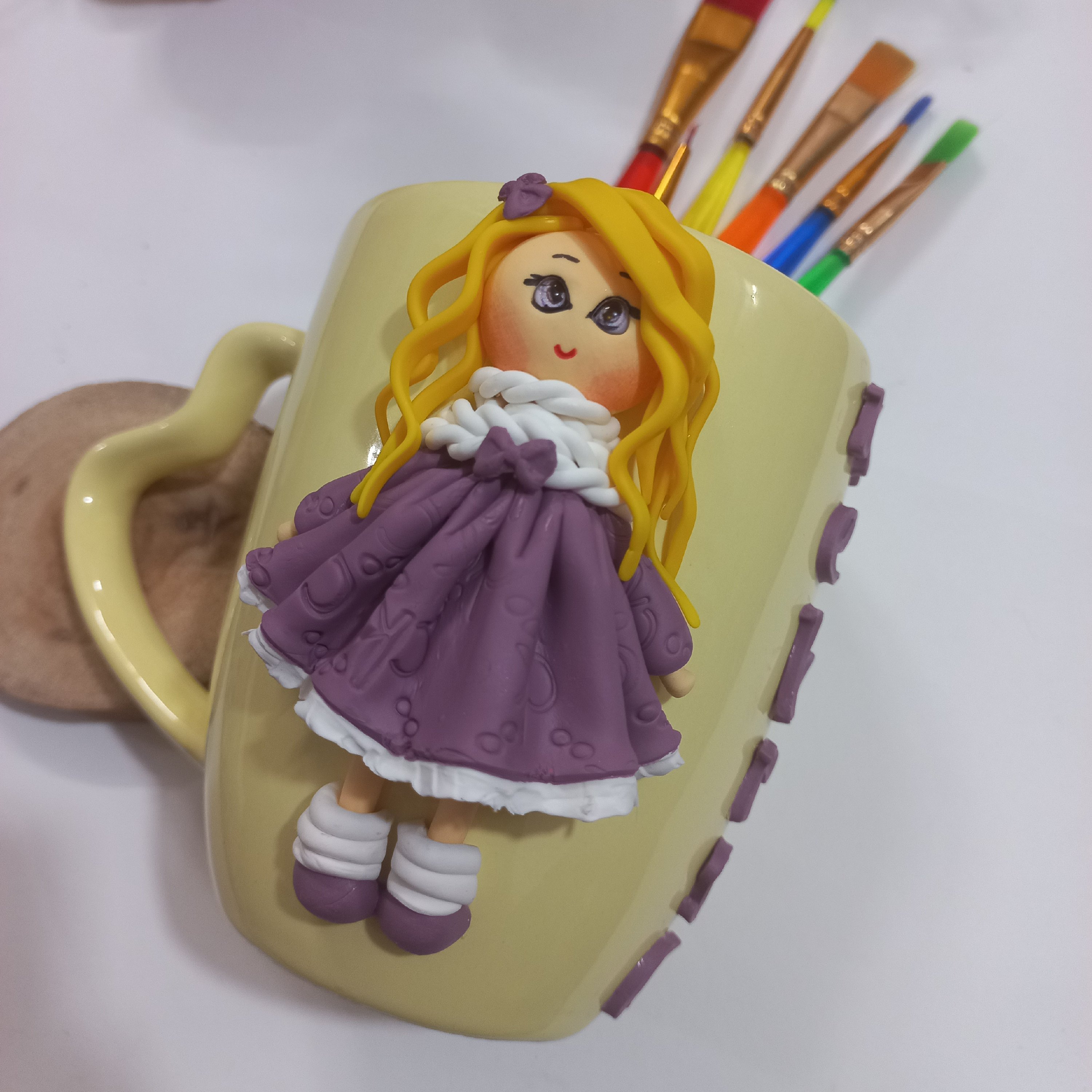 ماگ خمیری طرح دختر10
