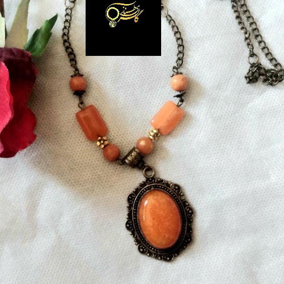 گردنبند رومانتویی سنگ جیدنارنجی سایز8 بامدال 