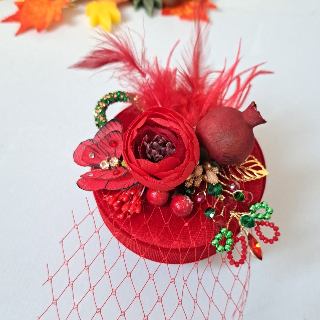 کاپکلاه یلدایی با گل دستساز