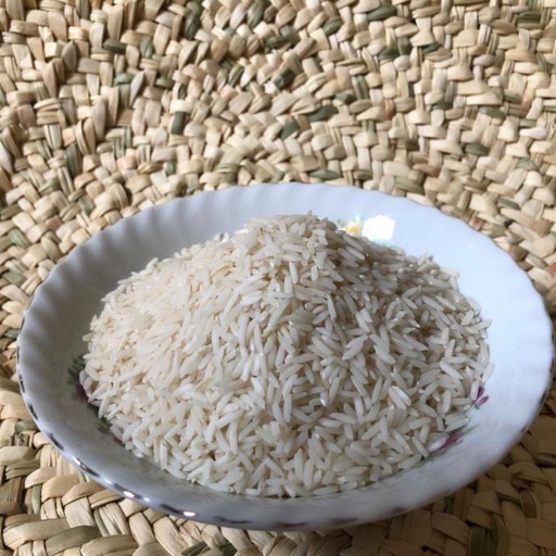 نمونه برنج صدری دم‌زرد آستانه اشرفیه، سورت‌شده و الک‌شده؛ بسته 500 گرمی