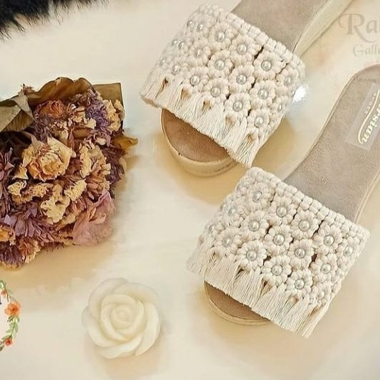 صندل مکرومه