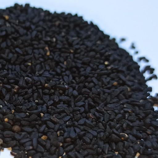 سیادانه(300گرم)
سیاه دانه 
دانه سیاه
سیاهدانه تازه
سیاه دانه تازه
سیاه دانه امسال
دانه سیاه
سیاه دانه پنیر
سیاه دانه فتیر
شونیز
سیاه تخمه
سرنیچ سیاه
کمون هندی