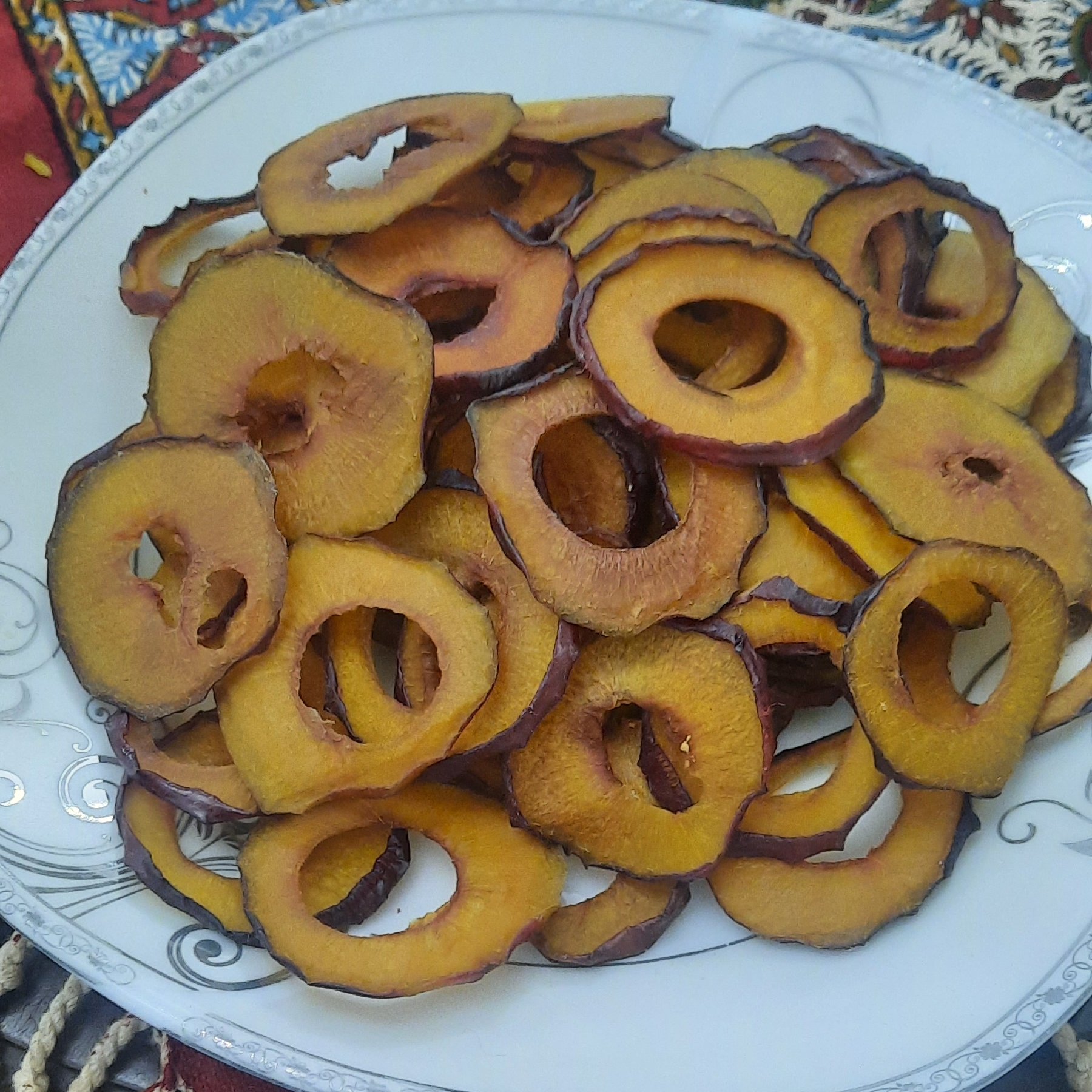 آلو شابلون اسلایس خشک تازه و خوشمزه  100 گرمی
