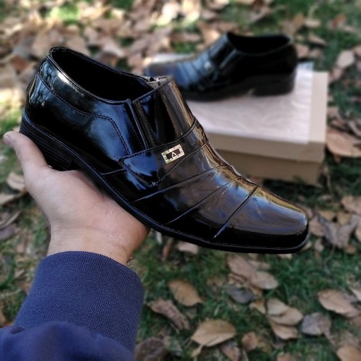 کفش مجلسی ورنی مردانه با کیفیت