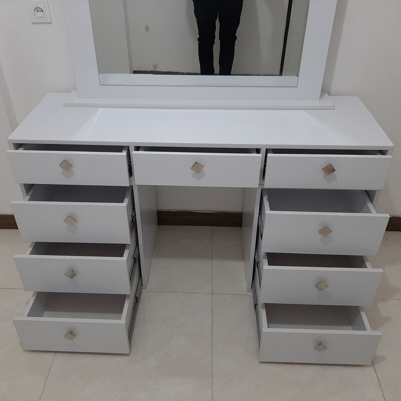میز  آرایش آینه دار   4 تیکه با ارسال رایگان به تهران و کرج