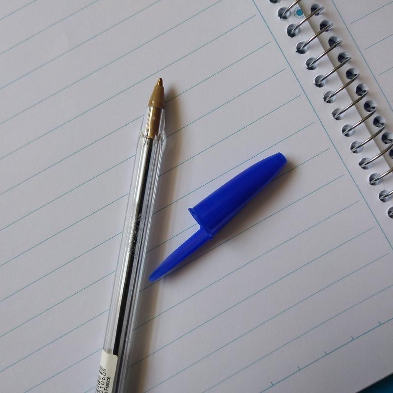 خودکار بیک کرسیتال
اورجینال  رنگ آبی

نوشت افزار مداد