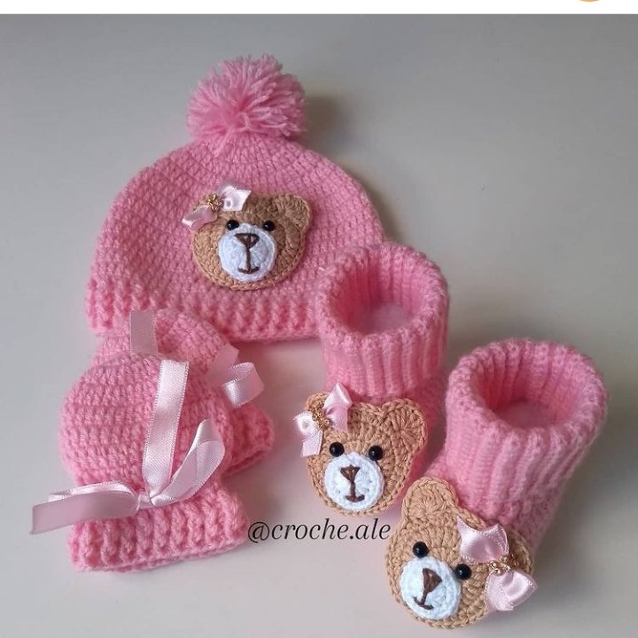 کلاه و پاپوش و دستکش