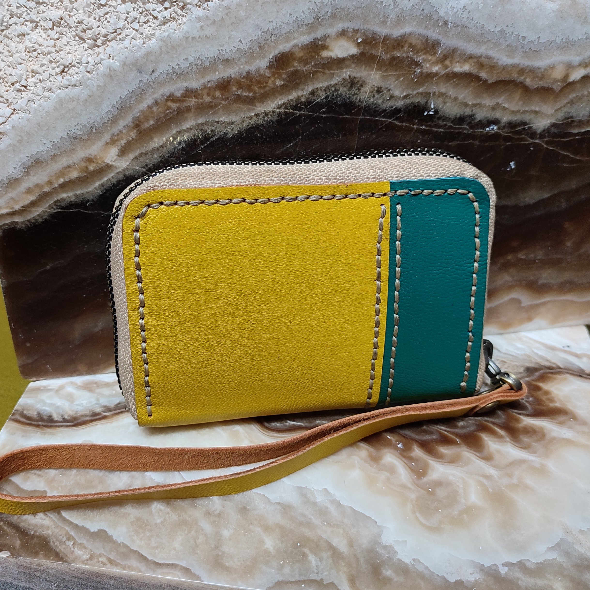 جاکارتی آکاردئونی دور زیپ