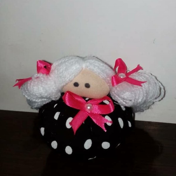 عروسک پارچه ای دست دوز شیک(پس کرایه)